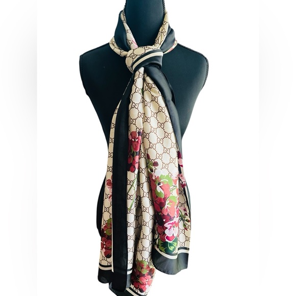 NWT GUCCI Stunning Monogram Black, Tan, Pink Burgundy Floral Silk Scarf 34”x70” - Picture 1 of 7